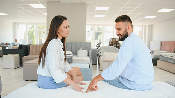 Kako odabrati krevet kada partneri imaju različite navike spavanja?