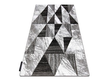 Tepih Trigon.